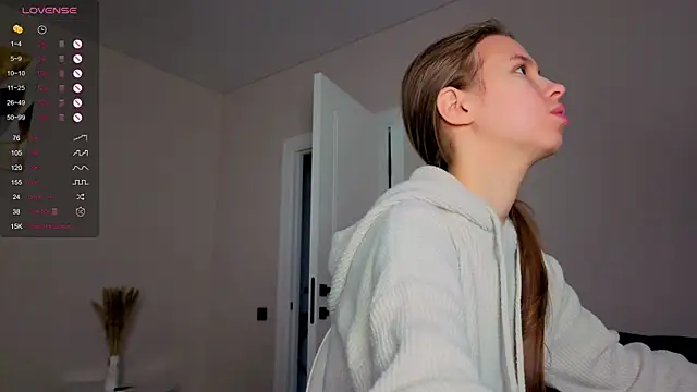 Snapshot of Dream_emma chatting on September 29, 2025, 1:33 am Dream emma online show from September 29, 2025, 1:33 am