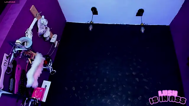 Alexa Slave online show from April 14, 2026, 7:31 pm