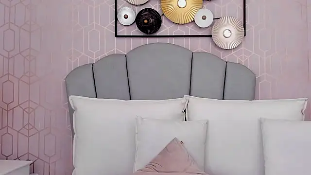 Snapshot of MarianaSanz chatting on March 1, 2025, 4:44 pm MarianaSanz online show from March 1, 2025, 4:44 pm