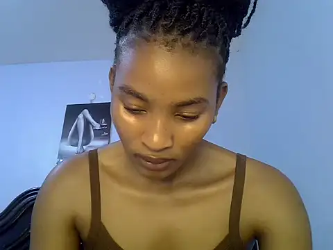 cute-alexis online show from March 19, 2026, 7:23 am