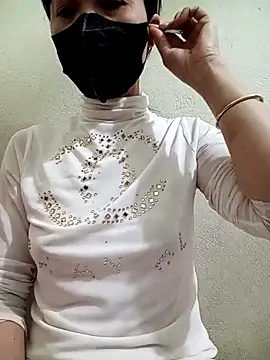 YunLem online show from February 14, 2025, 2:33 pm