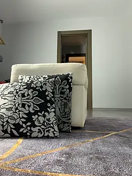 -RIVIERA- online show from November 26, 2025, 6:25 am