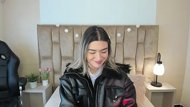 Esteff  o2 online show from March 5, 2025, 7:38 pm