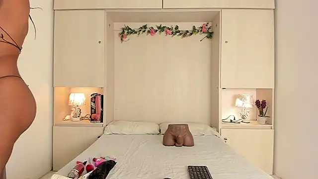 KendallRosse1 online show from February 24, 2026, 12:36 pm