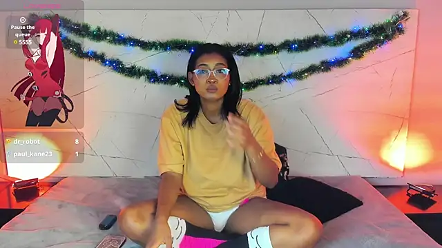 LAYLATAYLOR  online show from December 11, 2024, 3:37 pm