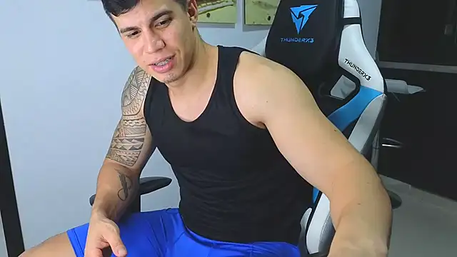 Snapshot of Ethanstill1 chatting on February 1, 2025, 3:52 am Ethanstill1 online show from February 1, 2025, 3:52 am