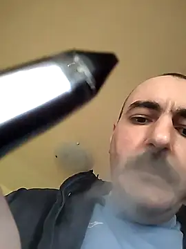 Maryo0001 online show from November 9, 2025, 10:46 am