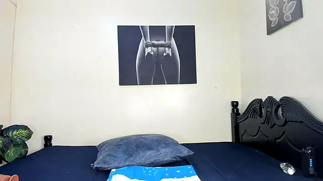 Snapshot of Riya_xXx chatting on February 15, 2026, 12:25 pm Riya xXx online show from February 15, 2026, 12:25 pm