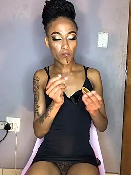 Snapshot of Kylie_Hairy_Bbc chatting on July 8, 2026, 8:46 pm Kylie Hairy Bbc online show from July 8, 2026, 8:46 pm