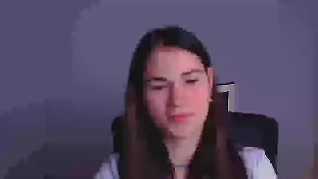 Snapshot of Loon_Amore chatting on December 3, 2024, 7:55 pm Loon Amore online show from December 3, 2024, 7:55 pm