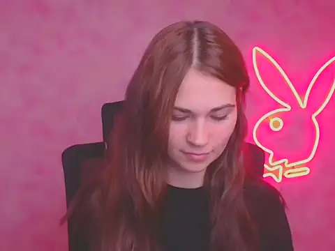 Snapshot of Loon_Amore chatting on September 11, 2025, 6:13 am Loon Amore online show from September 11, 2025, 6:13 am