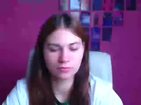 Snapshot of Loon_Amore chatting on November 3, 2025, 6:58 am Loon Amore online show from November 3, 2025, 6:58 am