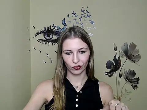 StrangerGi online show from December 5, 2024, 4:01 pm