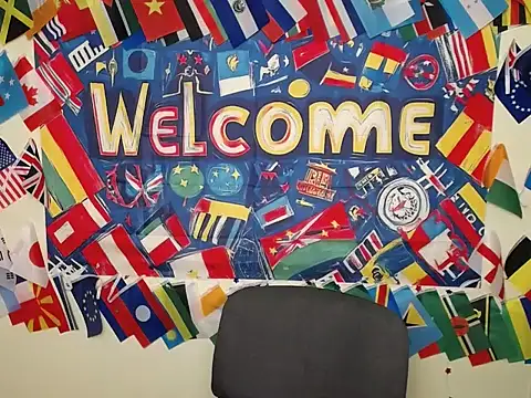 StrangerGi online show from October 27, 2025, 7:23 am