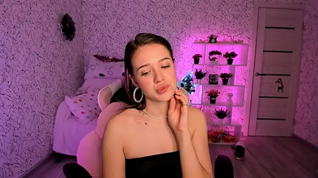 luna cross online show from January 14, 2025, 10:06 am