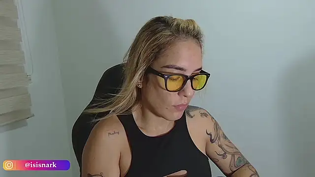 Isis69  online show from February 19, 2026, 11:56 pm