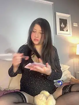 hannaasweet online show from March 10, 2025, 5:07 pm