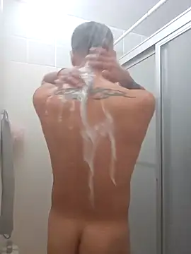 Snapshot of gtoyboy chatting on December 14, 2024, 8:18 pm gtoyboy online show from December 14, 2024, 8:18 pm