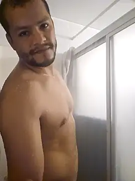 Snapshot of gtoyboy chatting on December 25, 2024, 1:10 am gtoyboy online show from December 25, 2024, 1:10 am