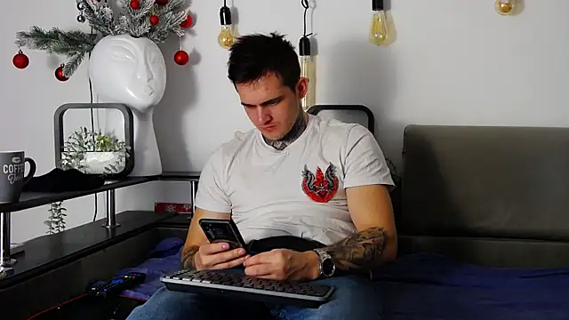 CarterCole online show from January 17, 2025, 7:41 am