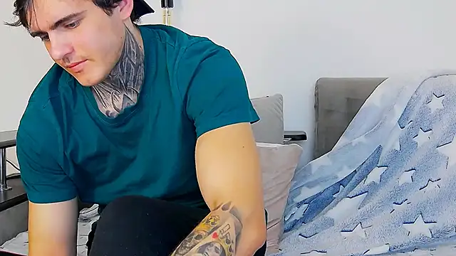 CarterCole online show from January 7, 2026, 9:45 am