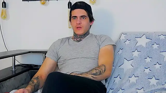 CarterCole online show from January 14, 2026, 11:16 am