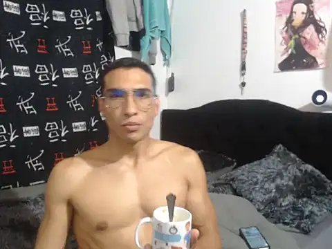 AndresCardona9 online show from October 1, 2025, 2:06 am