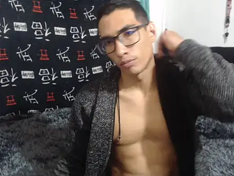 AndresCardona9 online show from October 6, 2025, 1:25 am