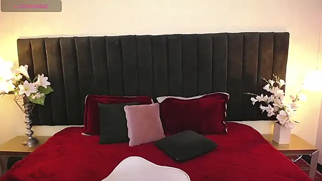 soft attraction online show from April 15, 2026, 7:58 pm