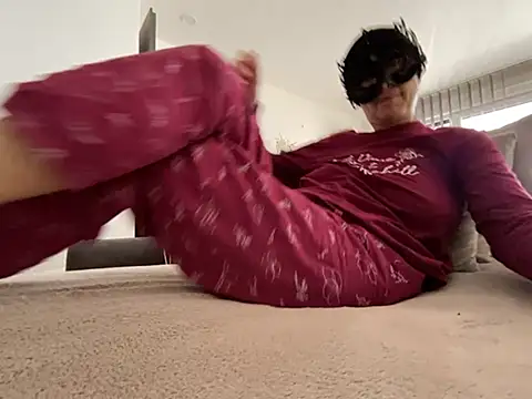 Marilou1983 online show from March 9, 2026, 9:13 am