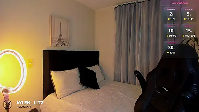 Snapshot of litz81 chatting on September 9, 2025, 11:48 pm litz81 online show from September 9, 2025, 11:48 pm