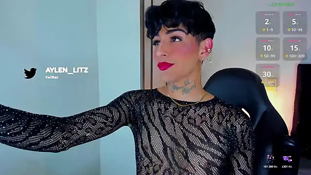 Snapshot of litz81 chatting on November 14, 2025, 2:10 am litz81 online show from November 14, 2025, 2:10 am