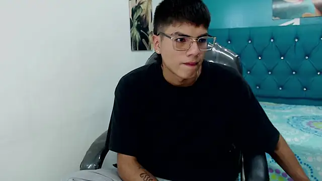 Snapshot of Noha_scott chatting on January 15, 2025, 10:46 pm Noha scott online show from January 15, 2025, 10:46 pm