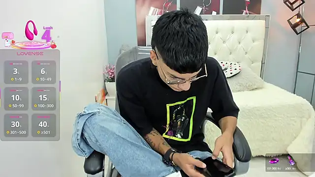 Snapshot of Noha_scott chatting on October 1, 2025, 12:16 am Noha scott online show from October 1, 2025, 12:16 am
