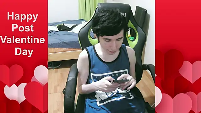 Snapshot of Twink_martinboy chatting on February 15, 2026, 5:48 am Twink martinboy online show from February 15, 2026, 5:48 am