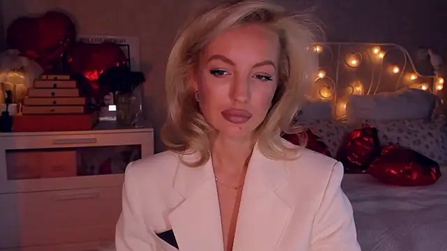 aestetick online show from February 21, 2026, 10:49 am