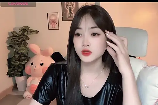  Aimy  online show from November 8, 2025, 3:45 pm