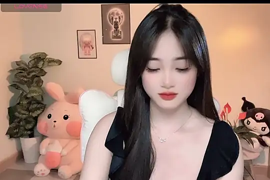  Aimy  online show from December 5, 2025, 6:26 pm