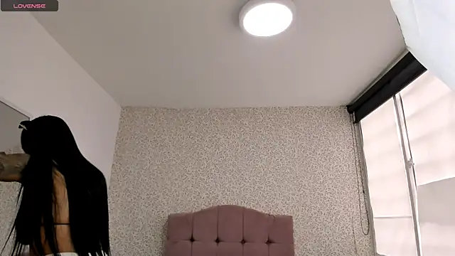 CharlotteeGray  online show from December 13, 2024, 7:53 pm