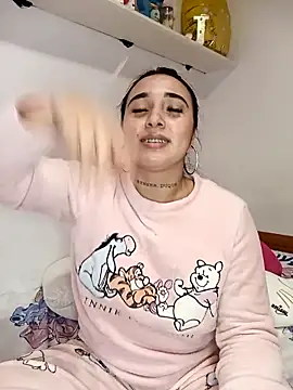 Juanamd1 online show from February 21, 2025, 11:01 am