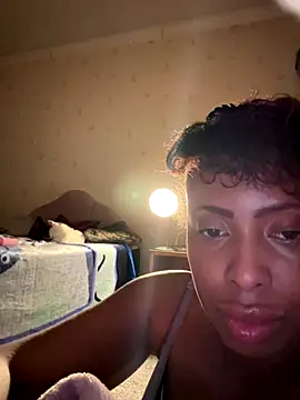 Snapshot of nolotymfcXo chatting on November 17, 2025, 6:35 pm nolotymfcXo online show from November 17, 2025, 6:35 pm