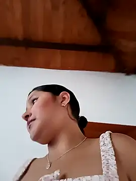 SamaraJay1 online show from October 19, 2025, 3:45 pm