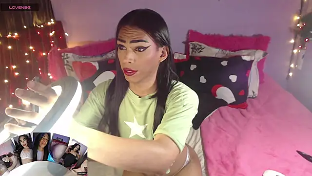 Snapshot of MARGOTFERRER chatting on September 16, 2025, 5:52 am MARGOTFERRER online show from September 16, 2025, 5:52 am