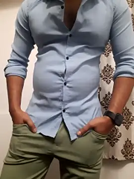 Snapshot of Guyinshortss chatting on December 1, 2025, 8:36 pm Guyinshortss online show from December 1, 2025, 8:36 pm