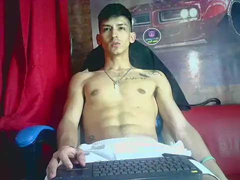 Snapshot of MasterSEX420 chatting on December 3, 2024, 3:09 am MasterSEX420 online show from December 3, 2024, 3:09 am