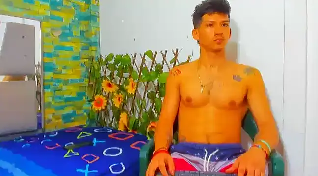 Snapshot of MasterSEX420 chatting on January 24, 2025, 3:24 pm MasterSEX420 online show from January 24, 2025, 3:24 pm