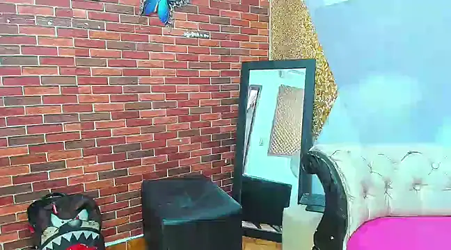 Snapshot of MasterSEX420 chatting on February 13, 2025, 4:17 pm MasterSEX420 online show from February 13, 2025, 4:17 pm