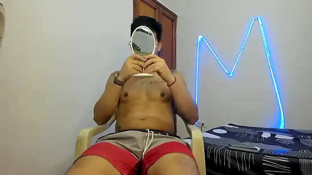 Snapshot of MasterSEX420 chatting on November 16, 2025, 1:49 pm MasterSEX420 online show from November 16, 2025, 1:49 pm