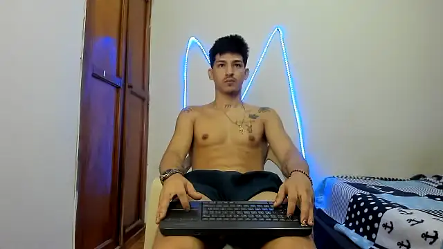 Snapshot of MasterSEX420 chatting on November 29, 2025, 1:25 pm MasterSEX420 online show from November 29, 2025, 1:25 pm