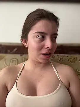 Cloew Marz online show from November 10, 2025, 9:03 pm